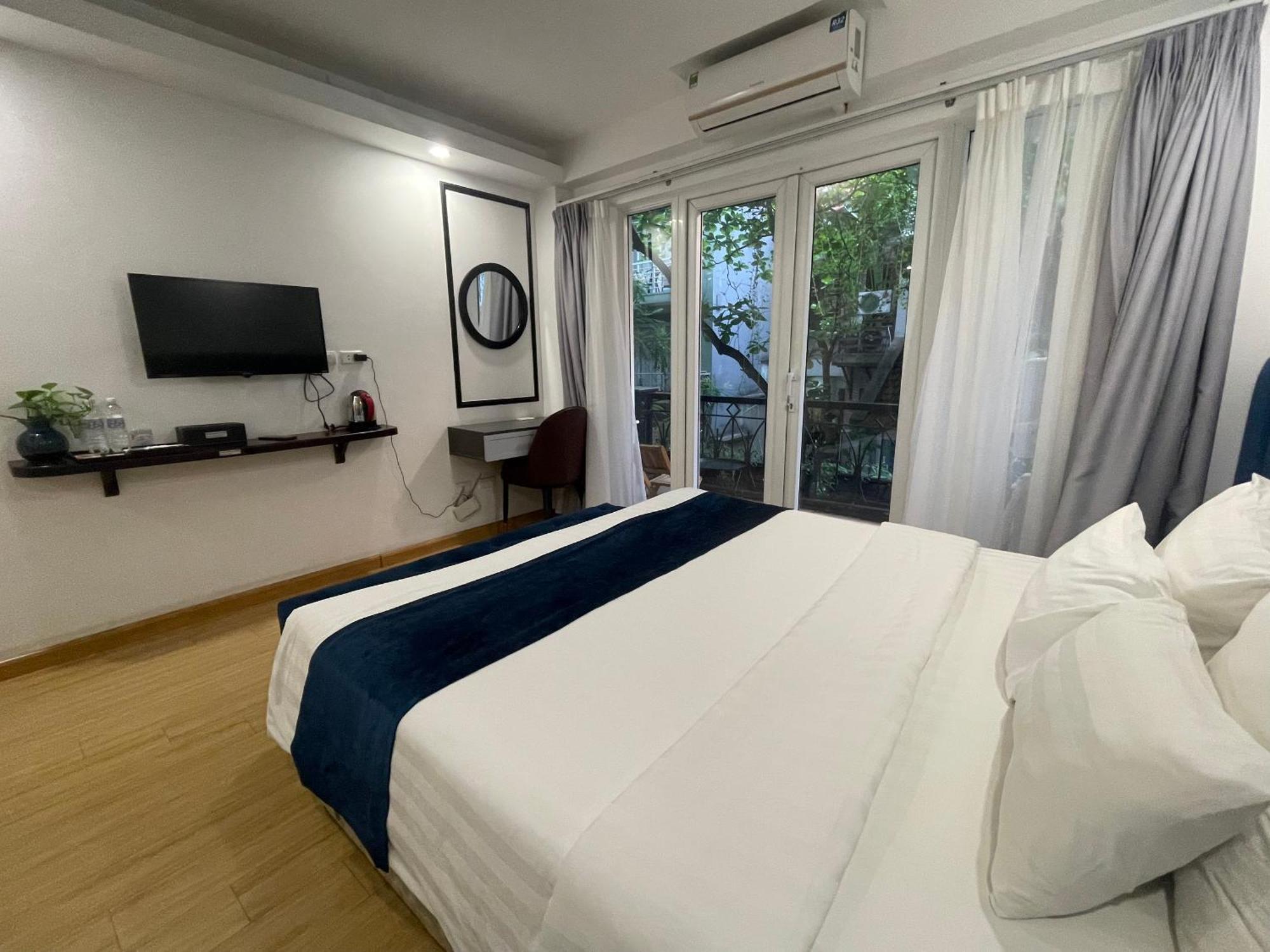 Hanoi Capital Premium Hotel Екстериор снимка